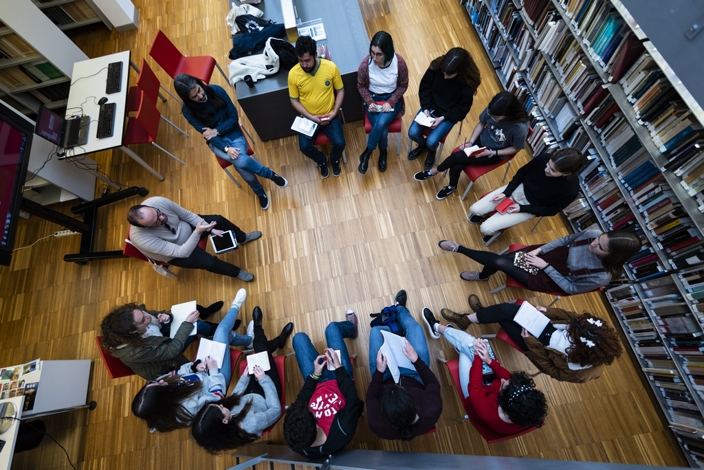 Cursos y Talleres Juventud